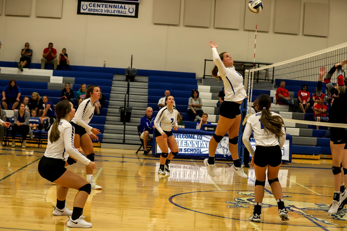 Centennial VB vs Sandy Creek (41).jpg